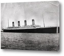   Постер Титаник выходящий в море