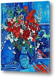  Букет цветов в голубой вазе 