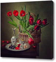    Натюрморт с красными тюльпанами