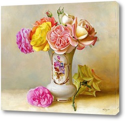   Картина Розы в белой вазочке
