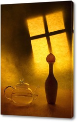   Постер Натюрморт с чайником и вазой на фоне ночного окна