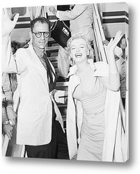   Постер Мерелин Монро и её муж Артур Миллер,1955г.