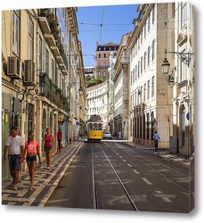    Улочка Лиссабона