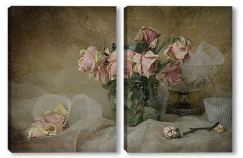 Модульная картина Уснувшие розы (гербарий)