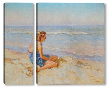  Девушка смотрит на море