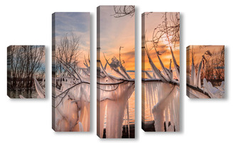 Модульная картина Сосульки на ветви дерева